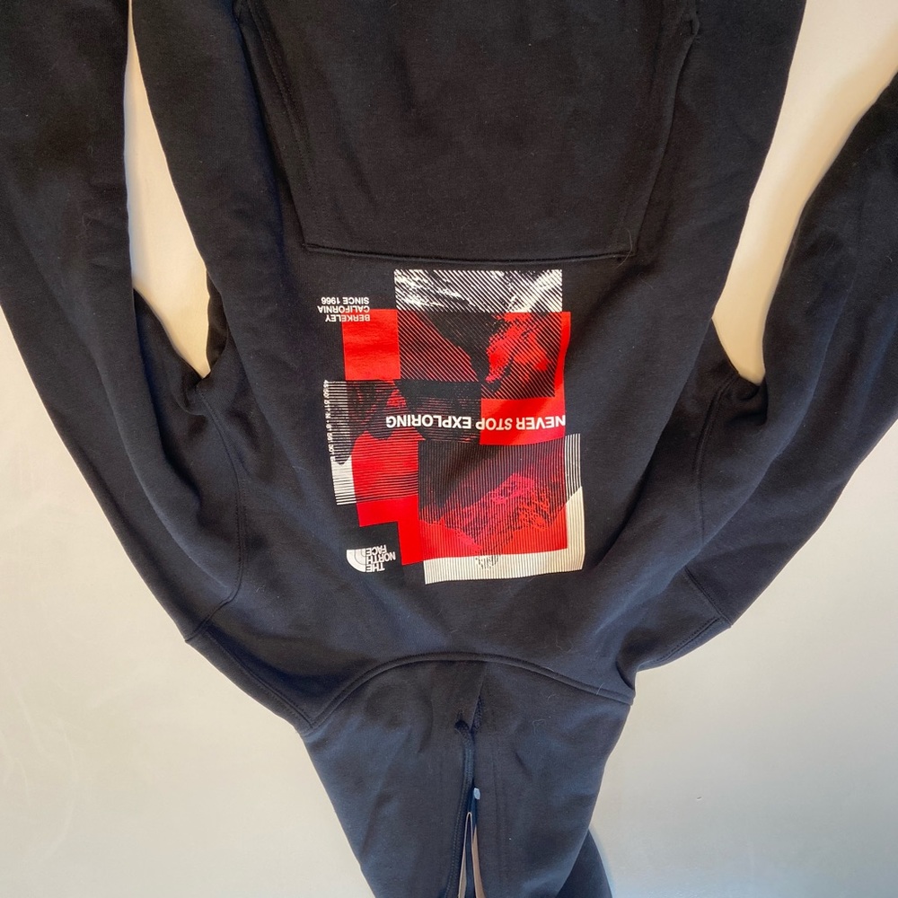 NEW WITH TAGS limited edition north face hoodie
